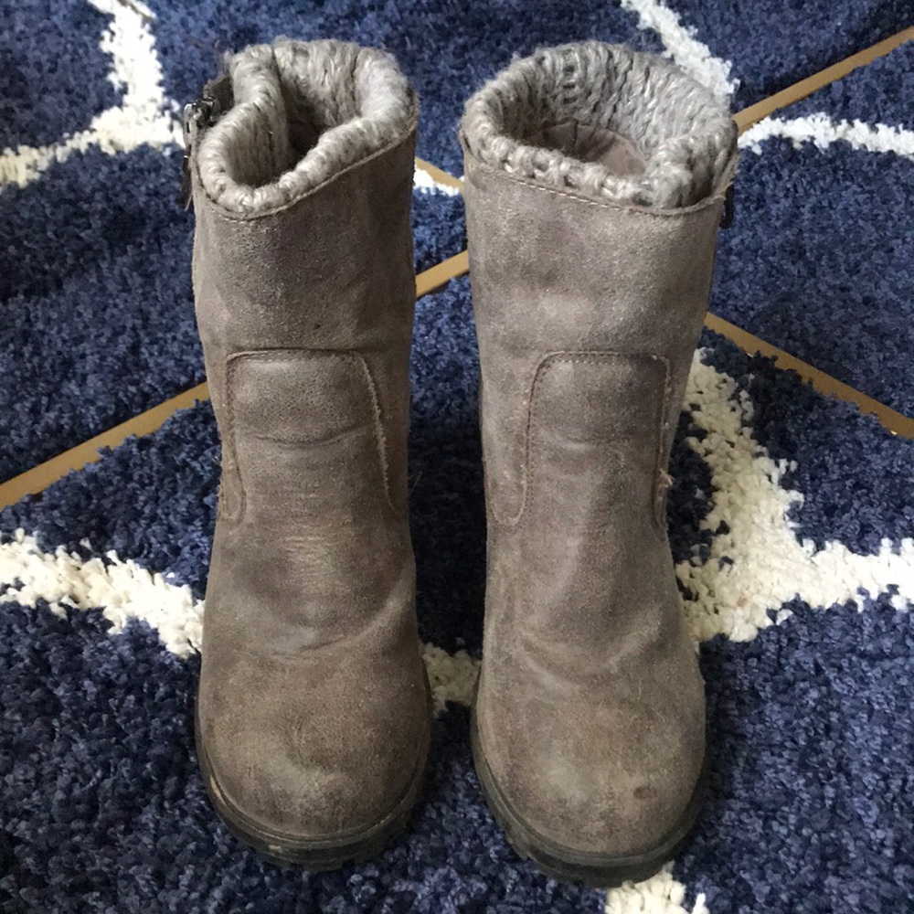 Ankle boots